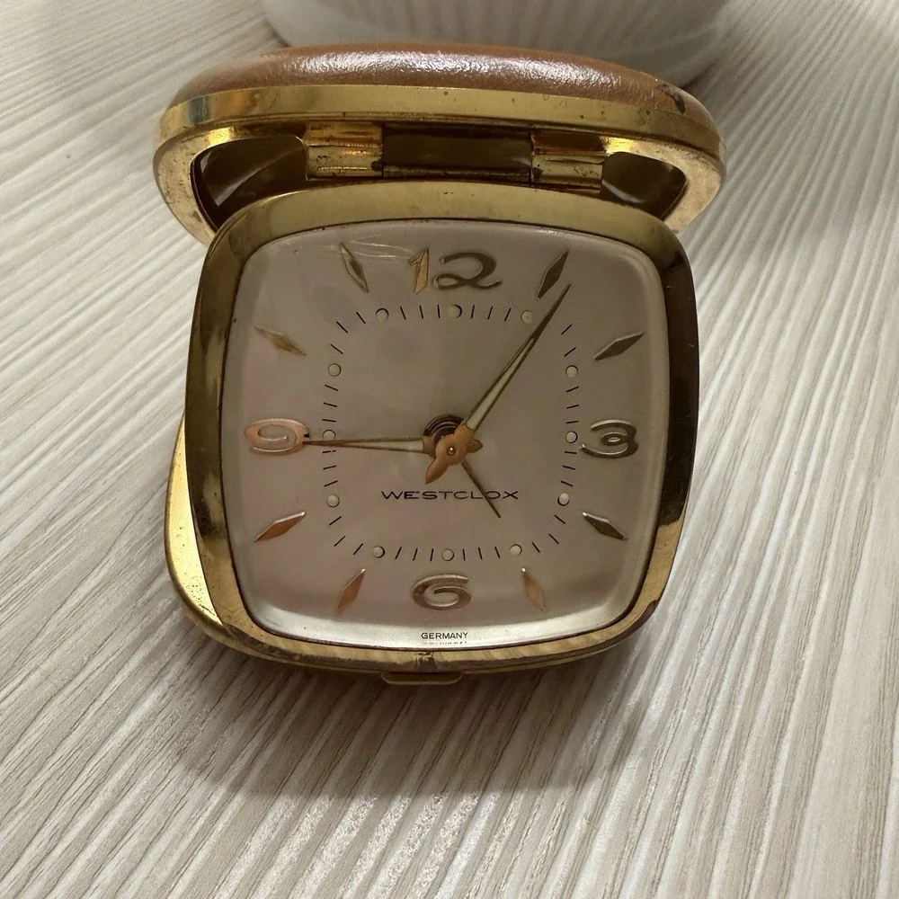 Westcox Genuine Tan Cowhide Travel‎ Alarm Clock Mid Century Wind Up Case Vintage